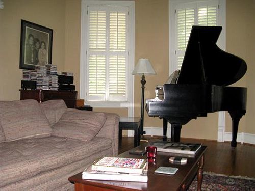 Charles Bass House Bed & Breakfast South Boston Dış mekan fotoğraf